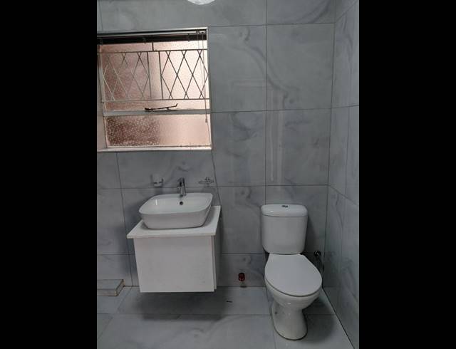 1 BEDROOM APARTMENT FOR SALE IN EMMARENTIA